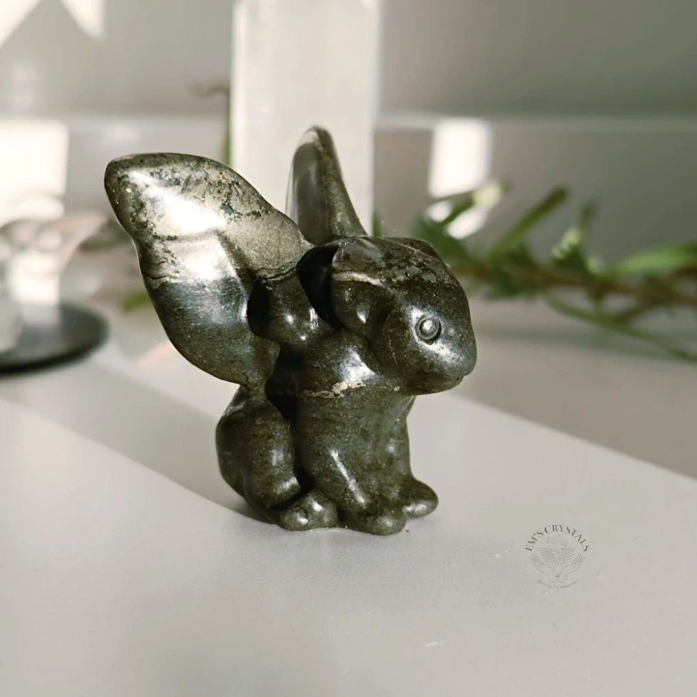 Figurka Chrlič z minerálu 4cm- různé druhy