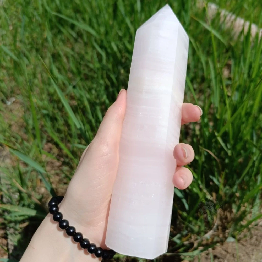 MANGANO (RŮŽOVÝ) KALCIT obelisk 20cm 683g
