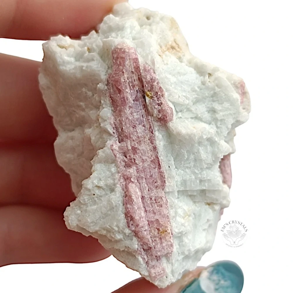 TURMALÍN RŮŽOVÝ (Rubelit) surový 40-50g, cca 4cm