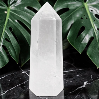 OPTICKÝ KALCIT obelisk č.2 115g
